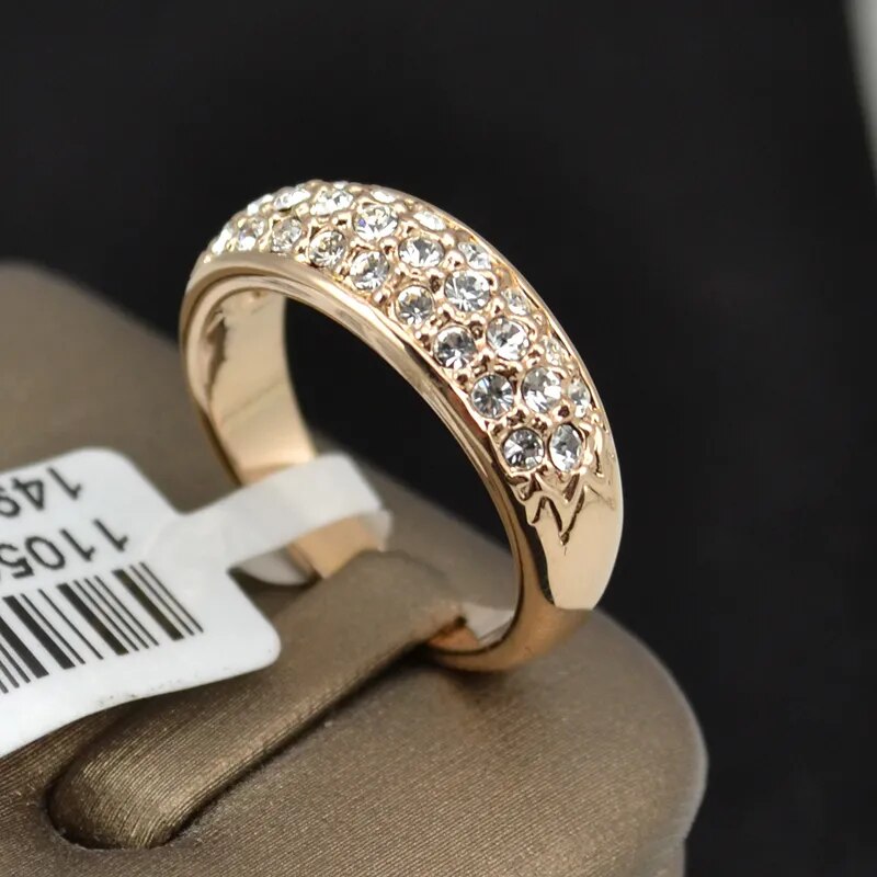Klassische Damen Ring mit Rose Gold Farbe