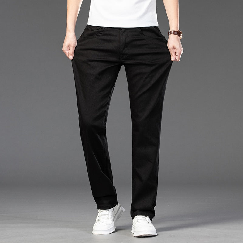 Marken Jeans im klassischen Stil mit regulärer Passform, Business-Mode-Denim-Hose aus fortschrittlicher Stretch-Baumwolle, männliche Markenhose