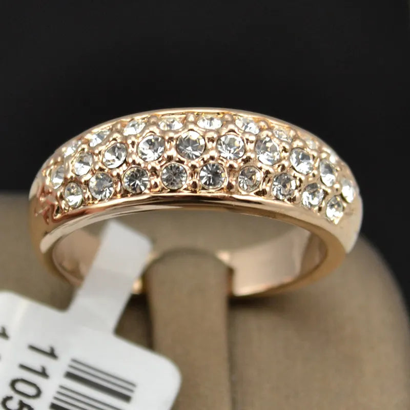 Klassische Damen Ring mit Rose Gold Farbe