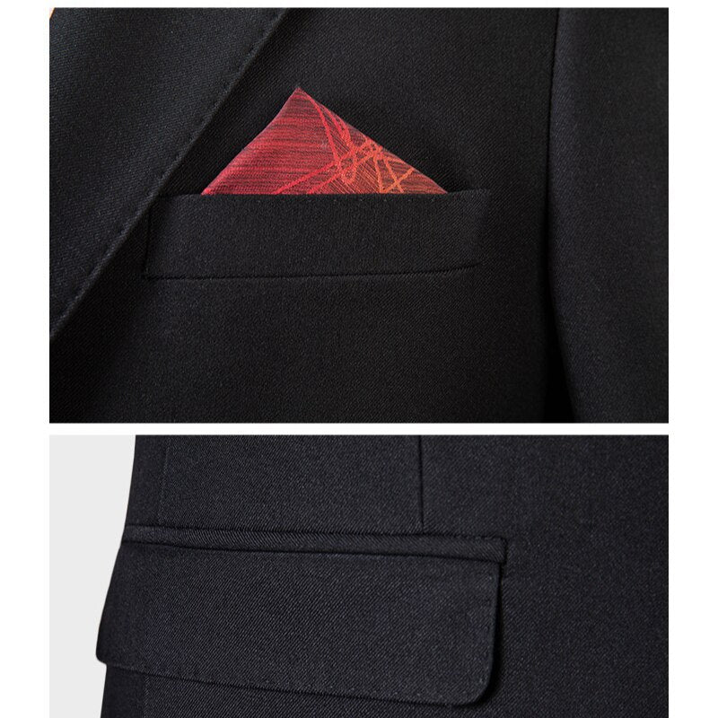 Premium-Anzug in britischem Schwarz/Blau. High-End-Geschäftsanzug für Herren