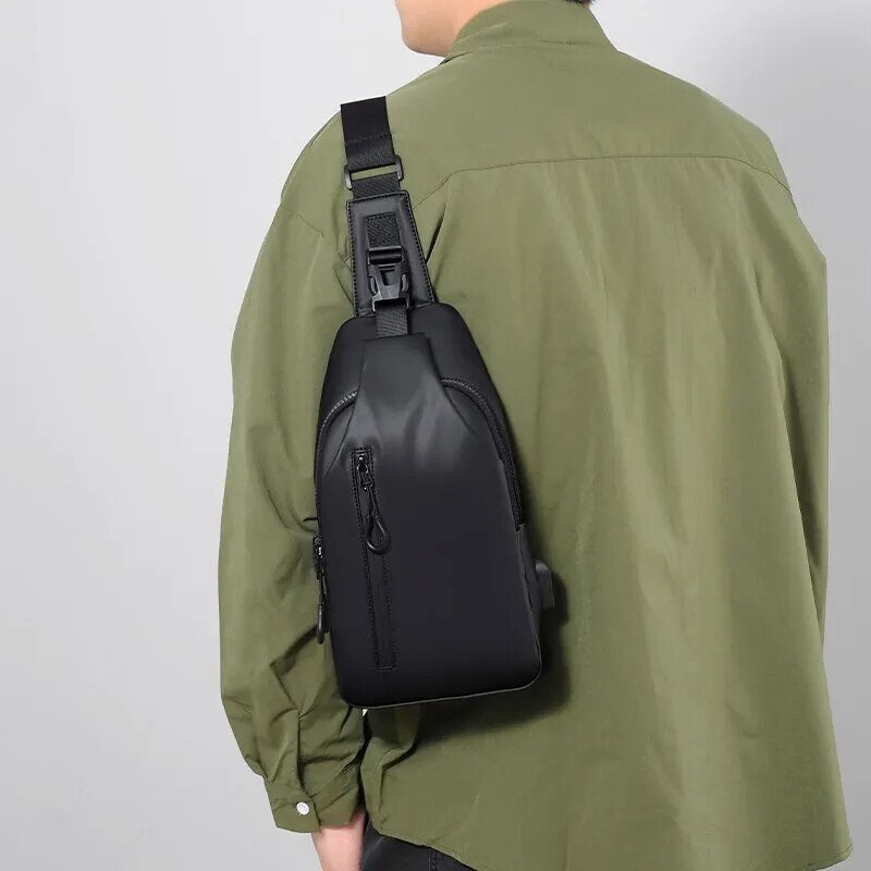 1 Herren-Umhängetasche mit großer Kapazität für Pendler mit USB-Aufladung, multifunktionale Brusttasche, modisch, einfach & leicht