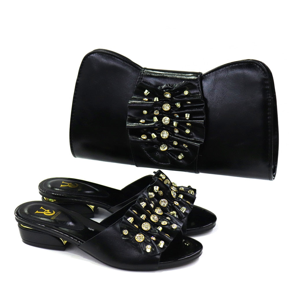 2023 neuestes italienisches Design Mode afrikanische Frauen, niedrige Ferse bequeme Schuhe und Taschen Set