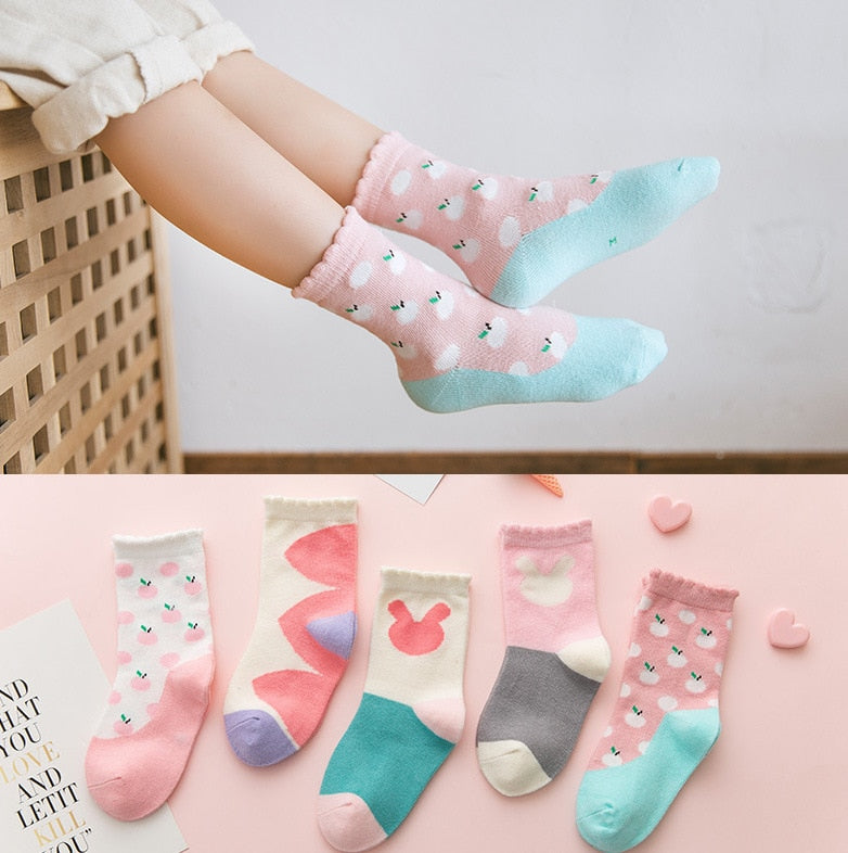 5 Paare/Los 1 bis 10 Jahre Frühling Herbst niedliche Kaninchensocken auf Mädchen, Mode Auto Muster Socken für Jungen weiche Kindersocke