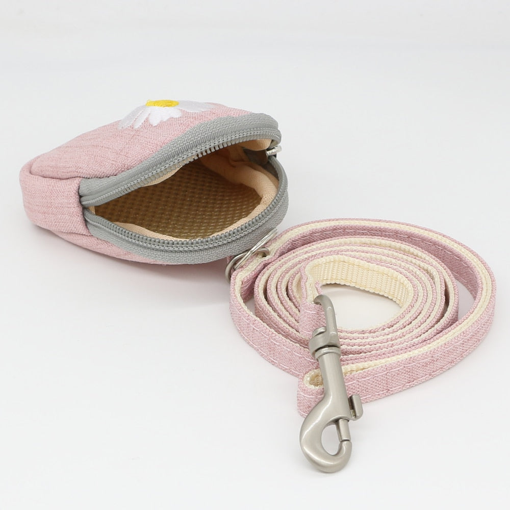 Hundegeschirr und Leine, Stickerei, atmungsaktiv, verstellbar, Snacktasche, Haustiergeschirr für kleine, mittelgroße Hunde, Katzen, Weste, Hundezubehör