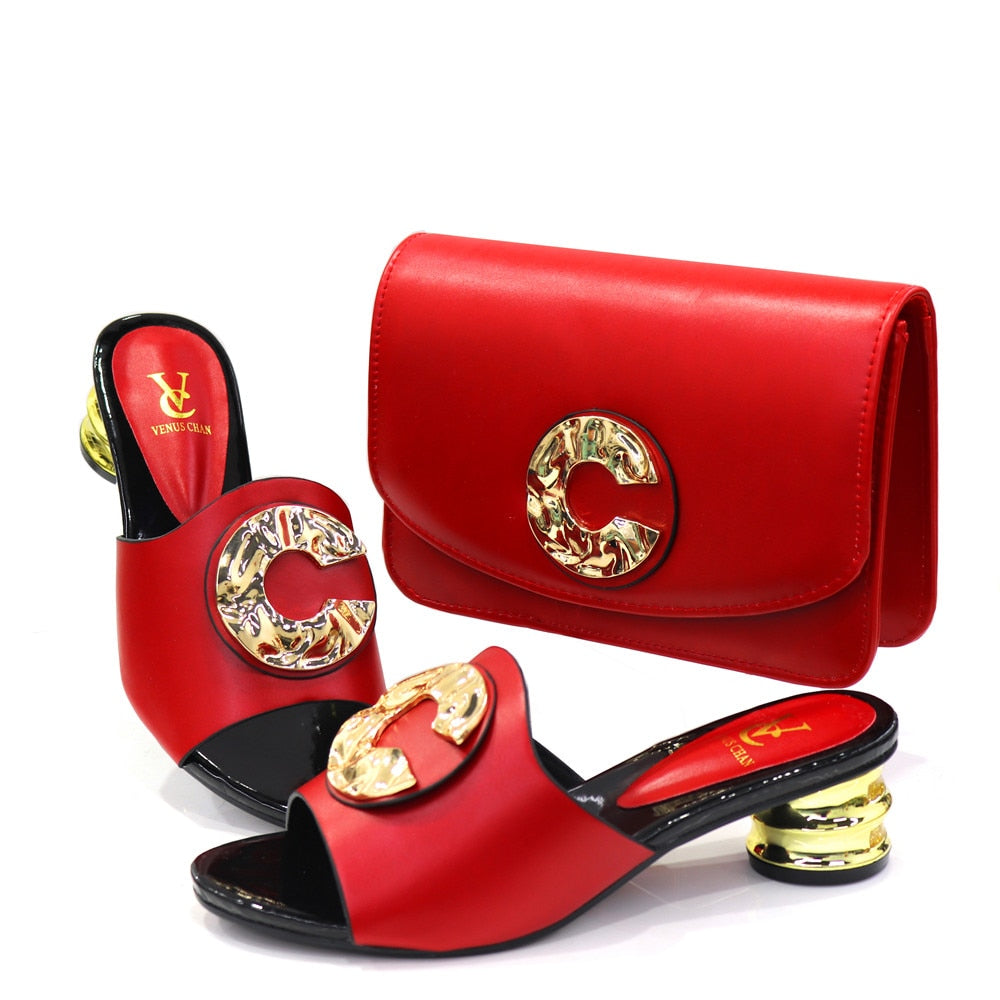 2023 neuestes italienisches Design Mode afrikanische Frauen, niedrige Ferse bequeme Schuhe und Taschen Set