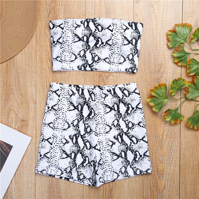 Damen Schlangenhaut Zweiteilige Set, trägerlos Low Cut rückenfrei, elastische Taille, Shorts Sommer Mode Beachwear 2 Pcs Outfits