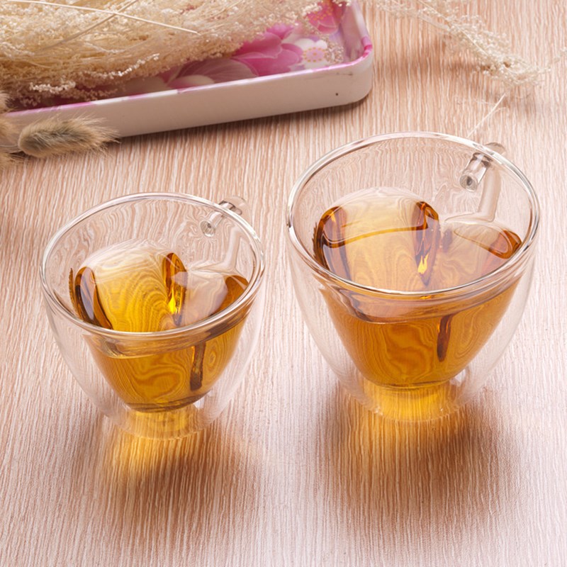 Kreatives herzförmiges doppelwandiges Glas, transparenter hitzebeständiger Handgriff