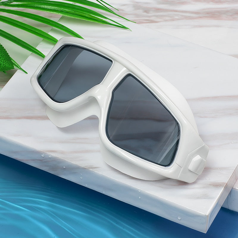 Schwimmbrille für Männer und Frauen, beschlagfrei, UV-Schutz, großer Rahmen, für Erwachsene