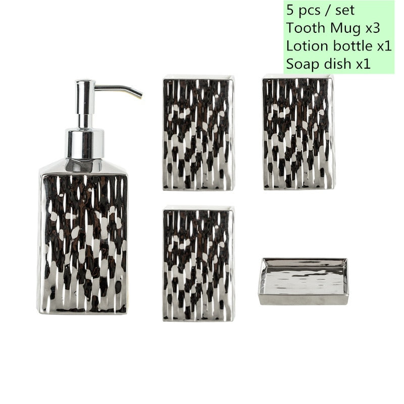Vergoldeter Badezimmer-Accessoires-Set aus Keramik