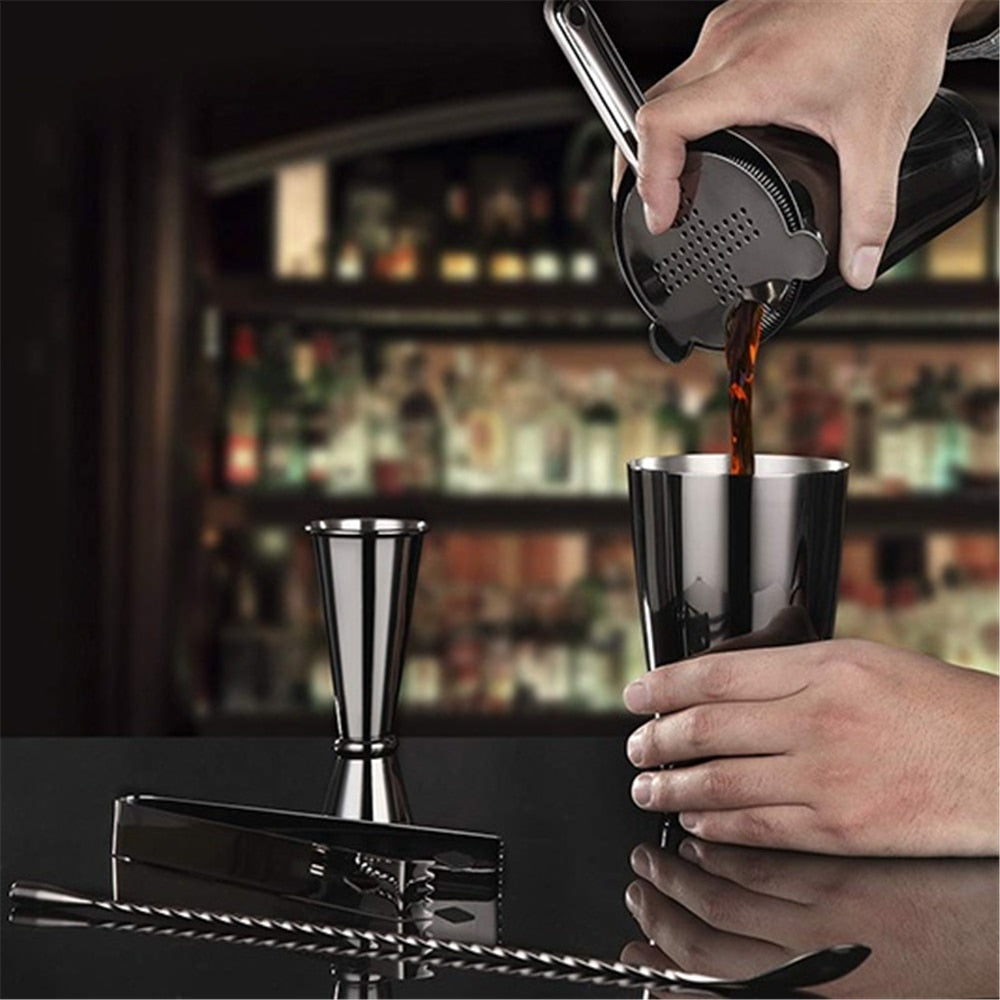 Cocktail Shaker Bar Set: 2 gewichtete Boston Shaker, Cocktail-Sieb, Jigger, Muddler und Löffel, Eiszange und 6 Flaschenausgießer