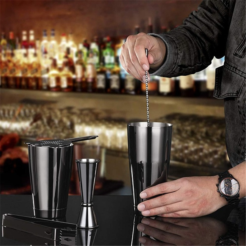 Cocktail Shaker Bar Set: 2 gewichtete Boston Shaker, Cocktail-Sieb, Jigger, Muddler und Löffel, Eiszange und 6 Flaschenausgießer