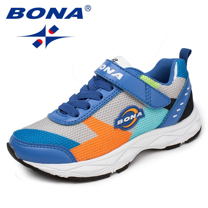 Rutschfeste Sport- und outdoor Schuhe für Mädchen und Junge