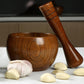 Gestampfter Knoblauchglas-Mörser, alte Mode-Holzmühle, rund, glatt, handpoliert, Stößel-Set zum Mahlen von Kräutern, Gewürzen, Körnern, Pfeffer