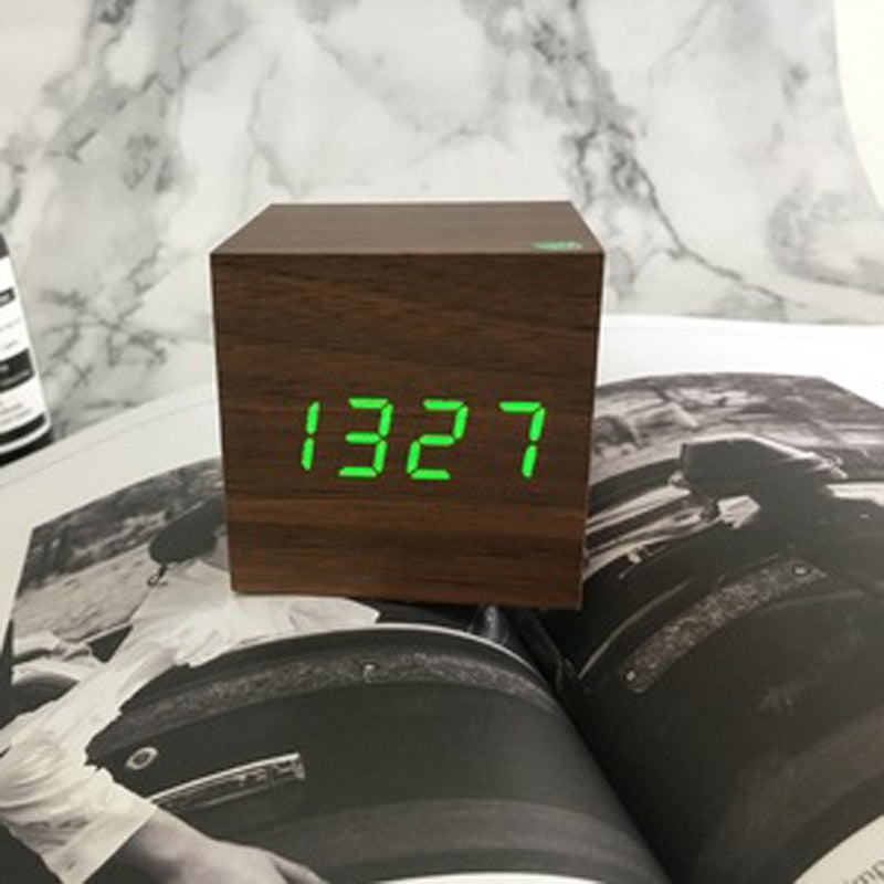 Dual Display Smart Digital LED, Wecker Temperatur Sprachsteuerung, Multifunktions-elektronischer Kalender