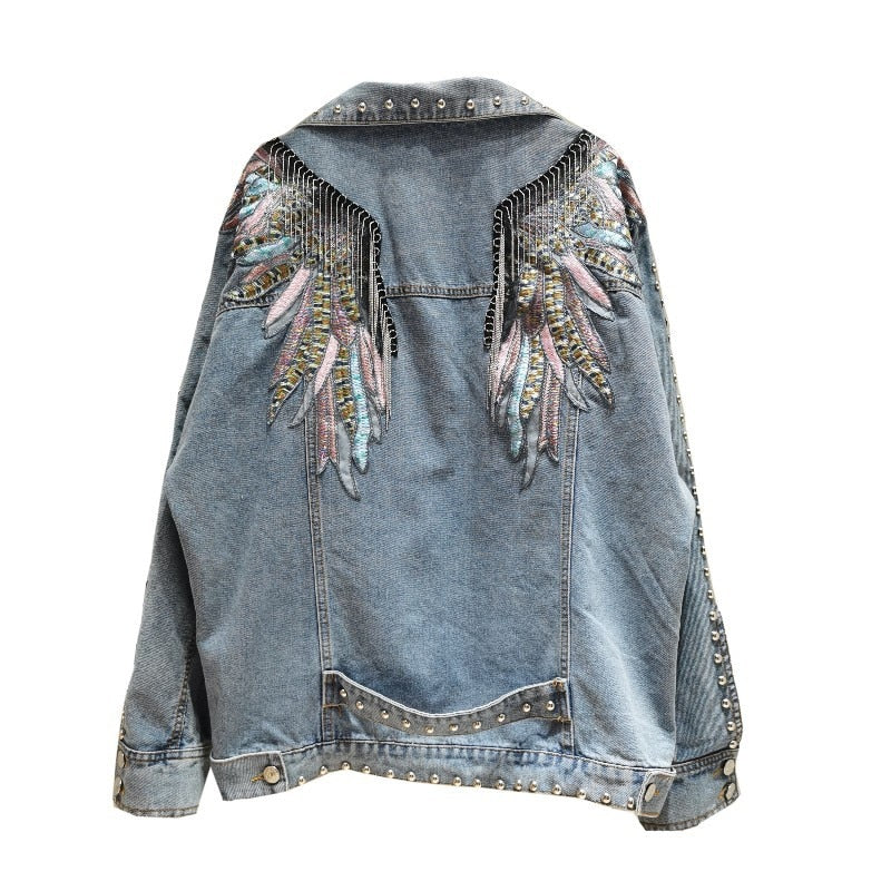 Rivet Wings Bestickte Damen Jeansjacke mit Metallquasten und Nieten