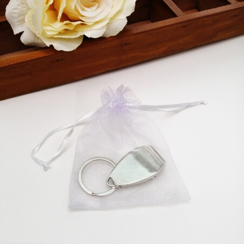 10x kostenloser gravierter personalisierter Hochzeitsbevorzugungs-Schlüsselanhänger, Flaschenöffner Schlüsselanhänger, Personalisierter Hochzeitsbevorzugungs-Geschenk-Souvenir