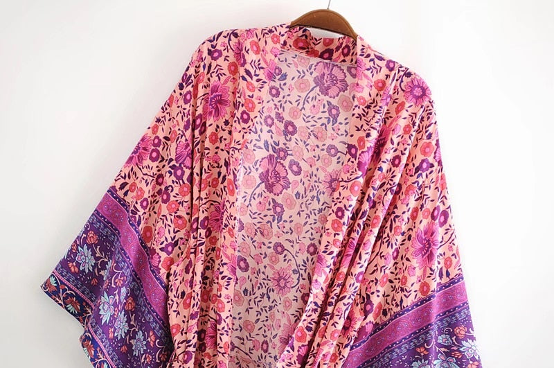 Langes Kimono Hemd mit Blumendruck