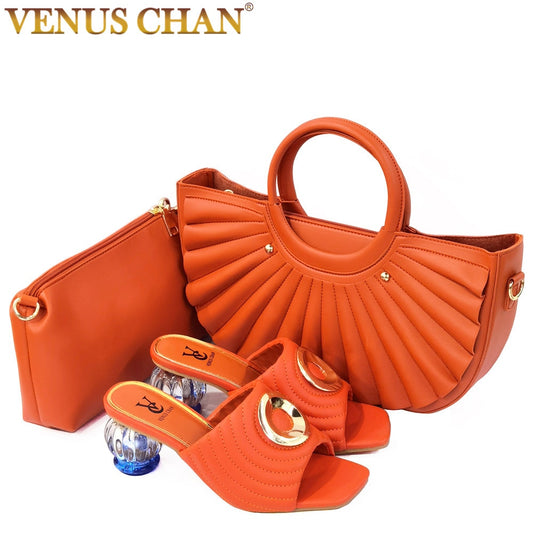 Mode Marken Hausschuhe für Damen Elegante Fersen, Sandalen und Taschen-Set