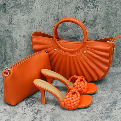Mode Marken Hausschuhe für Damen Elegante Fersen, Sandalen und Taschen-Set